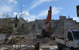 Démolition de l'ancien immeuble de la place Raoul-Tourtet, en mars 2019